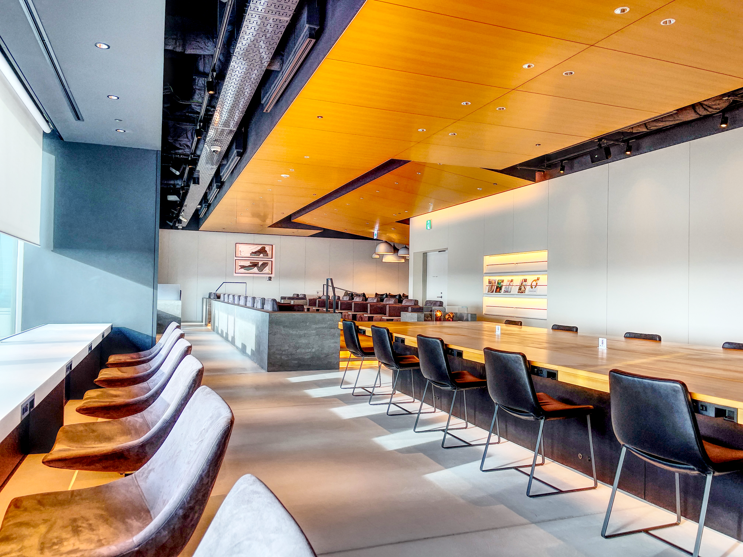 Power Lounge Premium